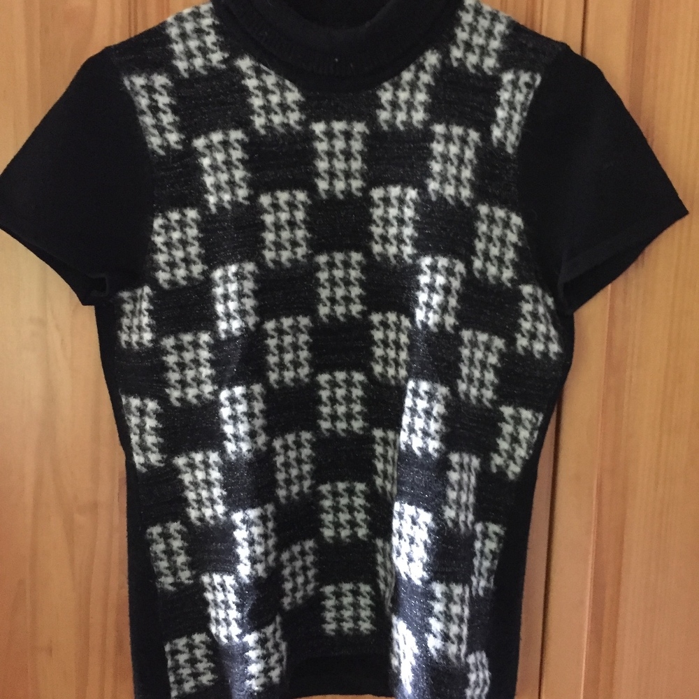 Carlisle Black Short Sleeve Wool Sweater